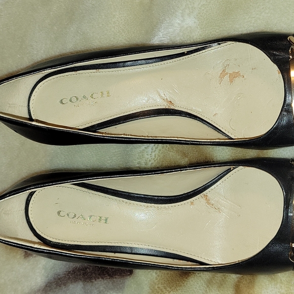 Coach Pointy Toe Heels - Picture 6 of 6